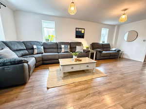 Photo 21- click for photo gallery